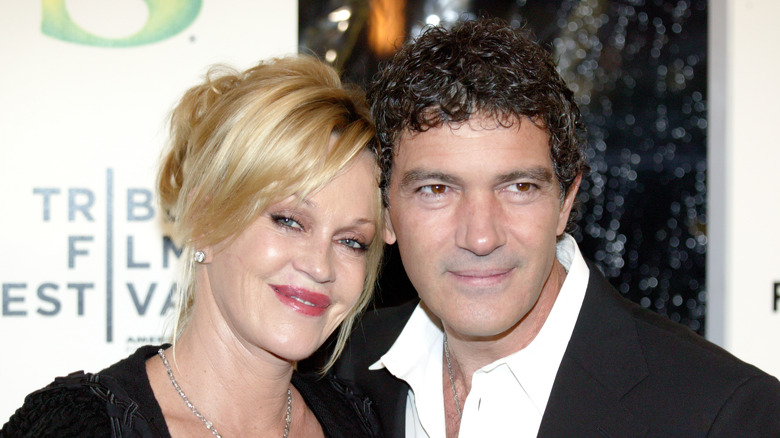 Antonio Banderas e Melanie Griffith posano ad un evento