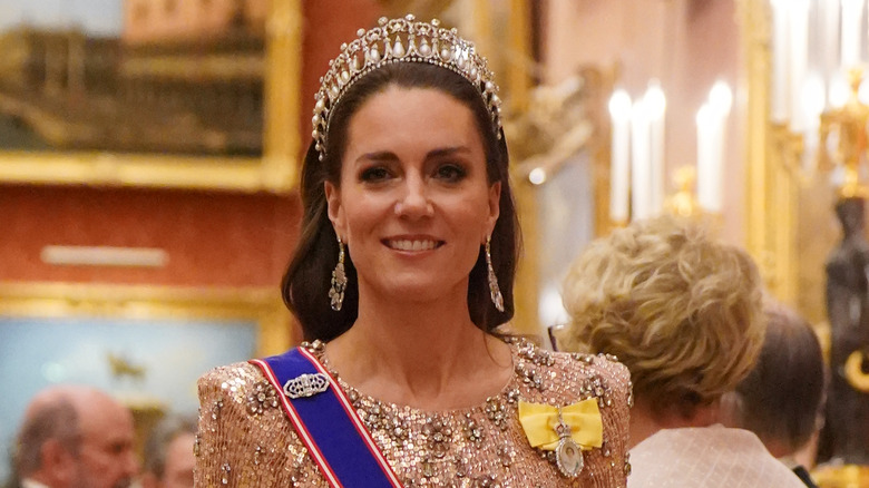 Kate Middleton in abito formale