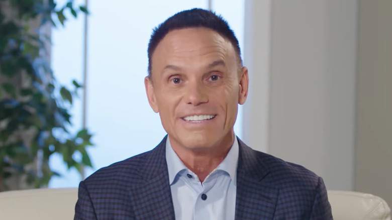 Kevin Harrington sorride