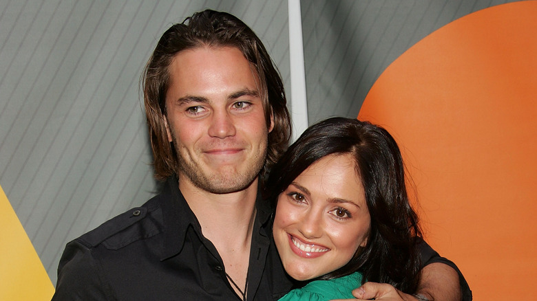 Taylor Kitsch posa con Minka Kelly