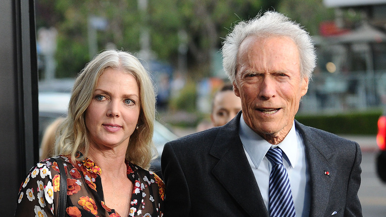 Clint Eastwood e Christina Sandera assistono alla proiezione di 