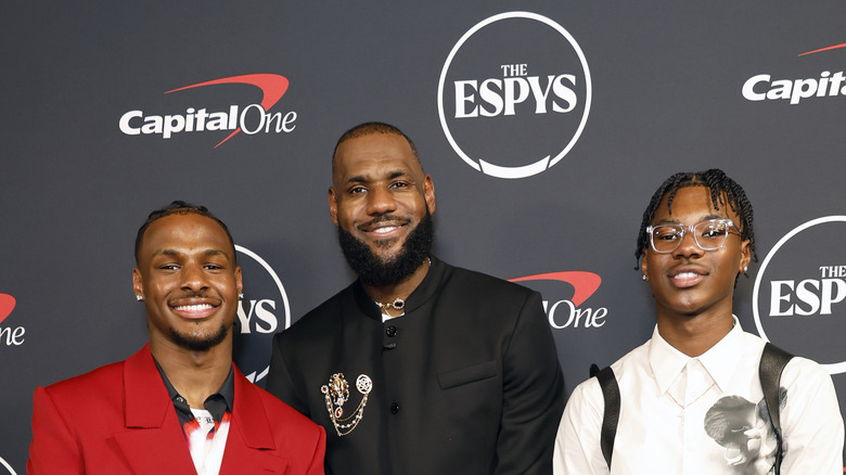 Lebron James con i figli Bronny e Bryce