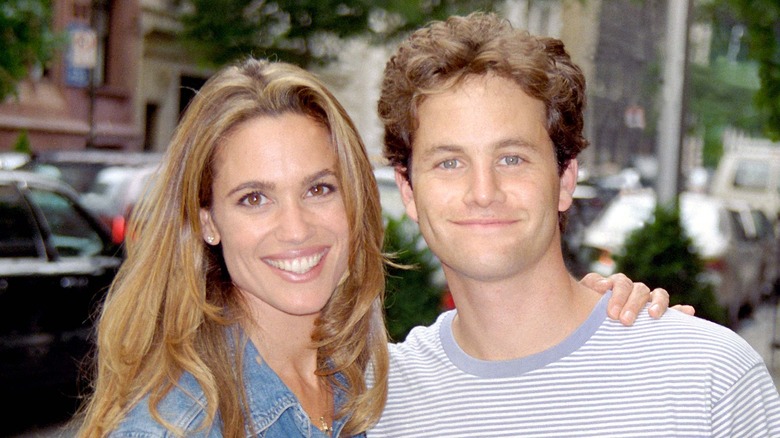 La moglie di Kirk Cameron, Chelsea Noble, sorride