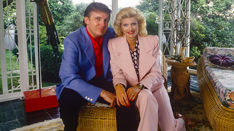 Donald Trump e Ivana Trump in posa