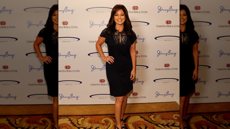 Valerie Bertinelli in nero