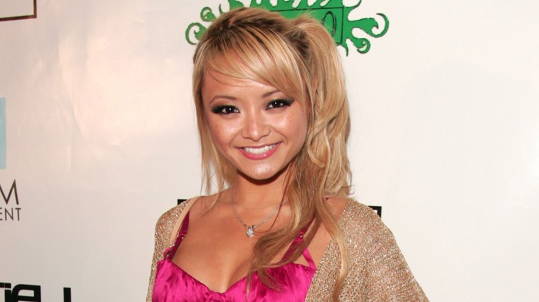 Tila Tequila sorridente