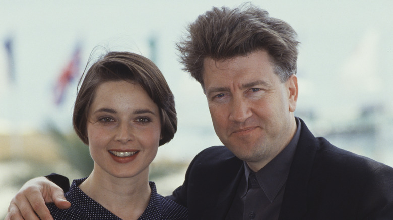 Isabella Rossellini e David Lynch sorridono insieme