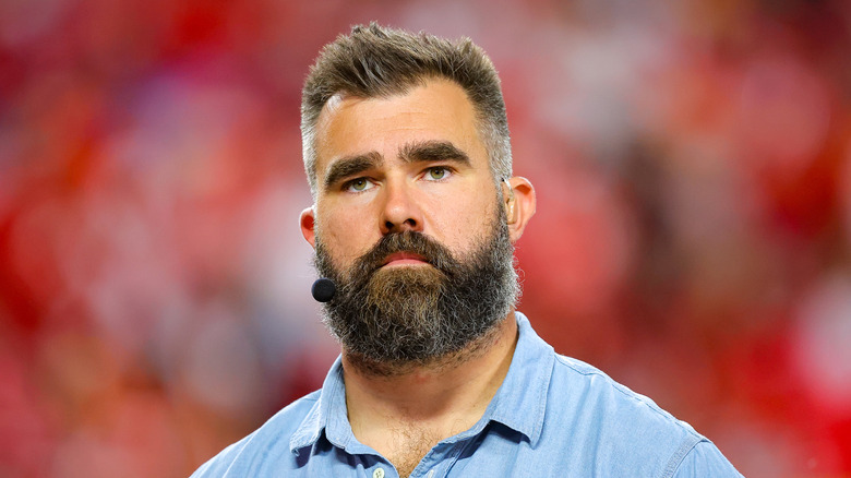 Jason Kelce al lavoro su 'Monday Night Football'