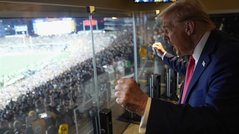 Donald Trump assiste alla partita Steelers vs Jets a Latrobe, Pennsylvania (2024)