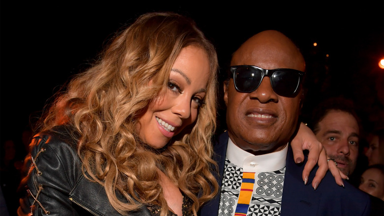 Mariah Carey posa con Stevie Wonder