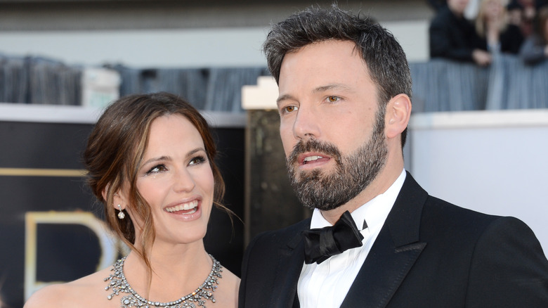 Jennifer Garner e Ben Affleck indossano abiti da cerimonia