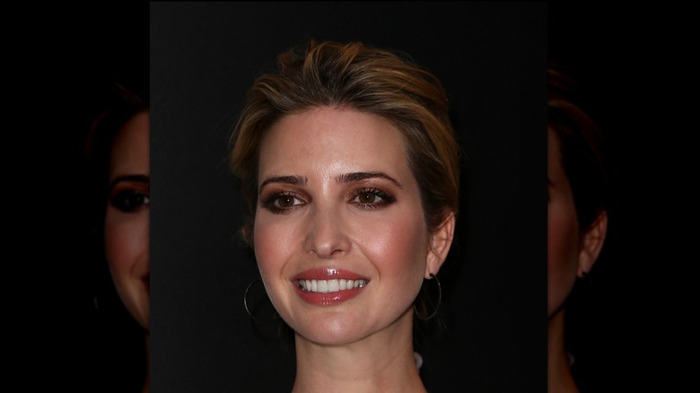 Ivanka Trump con tanto bronzer alla premiere di Woman in Gold 2015